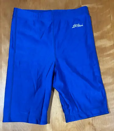 These are the original, high-performance "Freeport, Maine" era shorts, Made in the USA. You simply c...