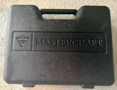 This is a used MasterCraft 50-piece socket set, perfect for various tasks. The set includes a range...