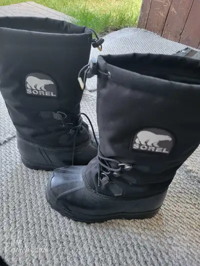 SOREL WOMEN'S HEAVY-DUTY BOOTS, Size 8, View more