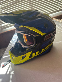 Dirt bike helmet 