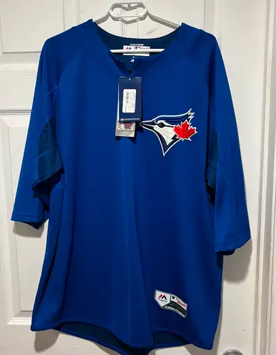 TORONTO BLUE JAYS 1/4 ZIP TRAINER JERSEY - NEW w/ TAGS Purchased locally in Wpg at Sports Store for...