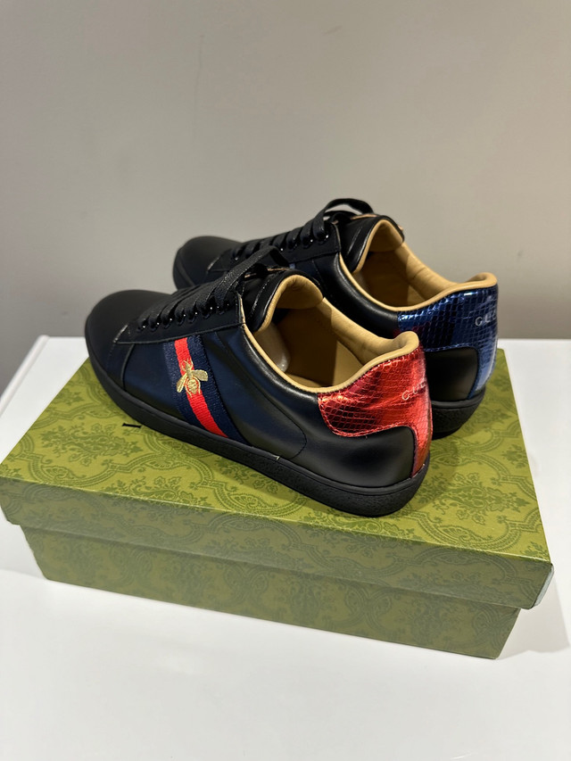 Gucci Ace sneakers  dans Chaussures pour hommes  à Ville de Montréal - Image 2