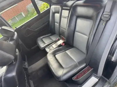 This iconic W140 is a true collector’s find — a Designo S500L featuring independent rear reclining s...