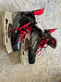 Bauer x3.7 Senior Hockey Skate Size 8.5EE