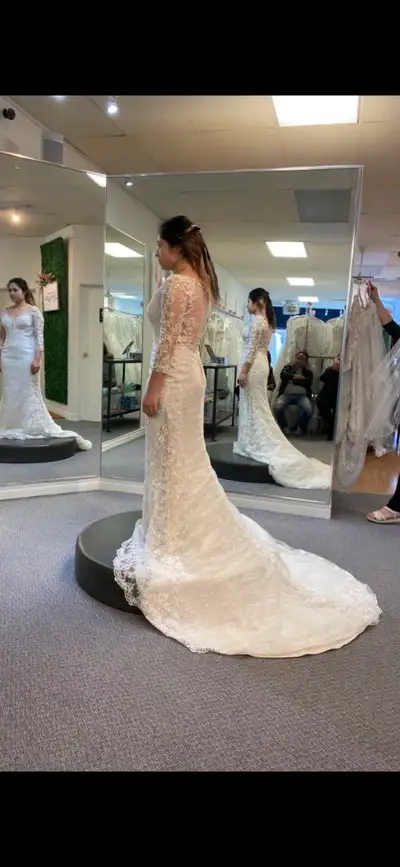 Size 12 Sofia Tolli Wedding Dress. Never used, tried on twice., View more