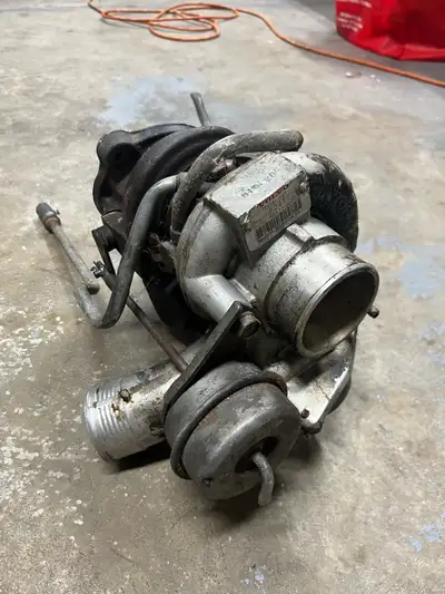 Selling a Volvo Turbo that is interchangeable with many different Volvo models (check last photo to...