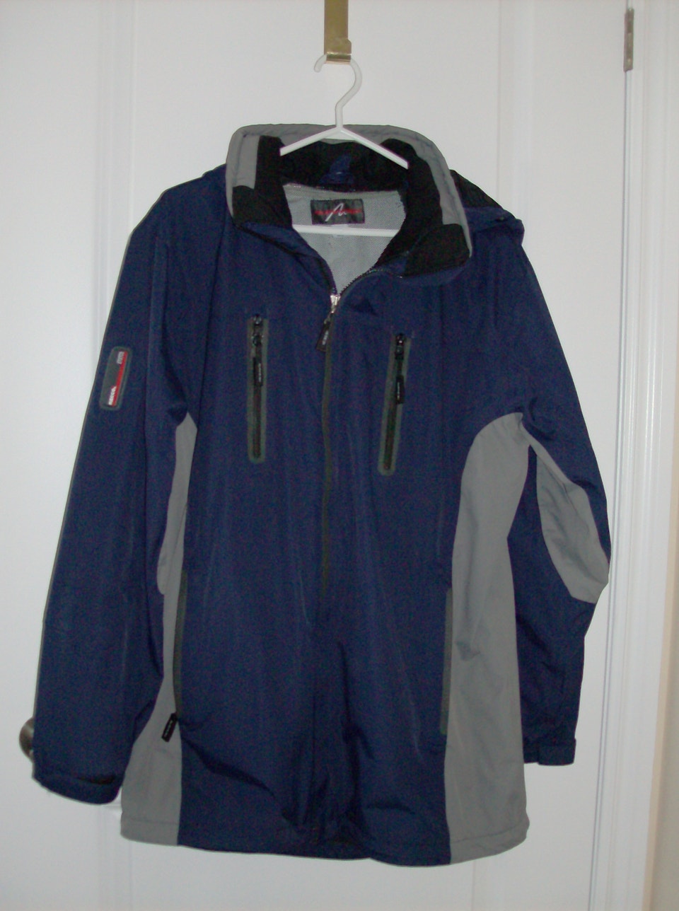 RECCO Waterproof Rescue Men's Jacket Size Med | Men's | London | Free ...