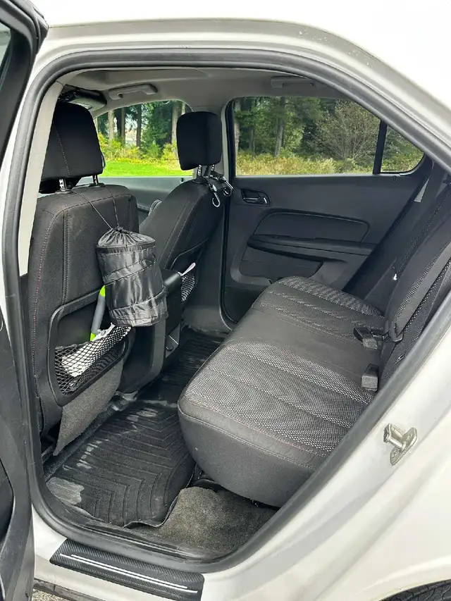 2017 Chevrolet Equinox LT in Cars & Trucks in Prince Rupert - Image 5