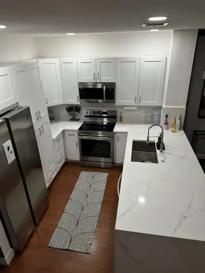 Granite and Quartz kitchen Countertops, onyx and calacatta, View more