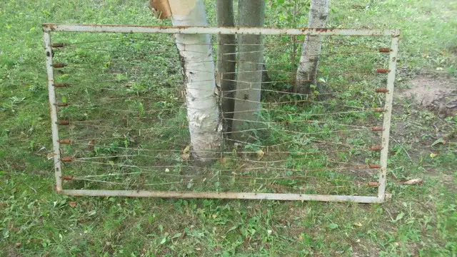 Sommier ou base de lit simple à ressort pour camp de chasse in Beds & Mattresses in Trois-Rivières - Image 2