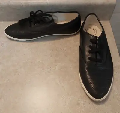 MARC JACOBS black work shoes, size 9, View more