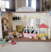 Calico Critters Toy Shop PLUS Critters