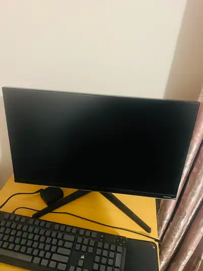 Like new 24inch samsung gaming monitor price reduced, View more