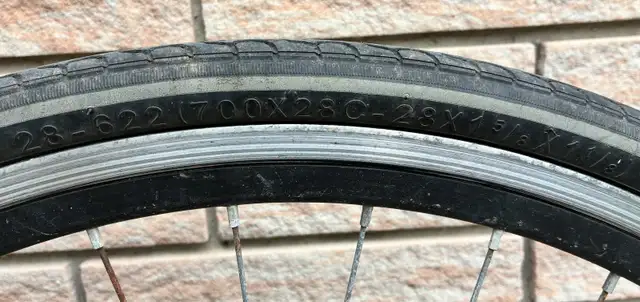 Adult Road Bike in Road in Barrie - Image 6