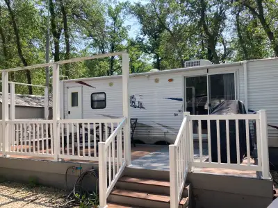 Turn key everything stays 18x12 sun/screen room, fire pit, shed, wood shed, 24x10 composite deck, bb...