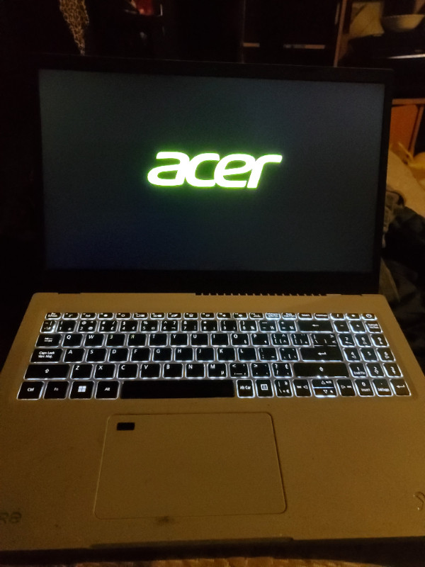 2022 Acer laptop in Laptops in Sarnia