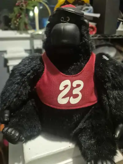 This pre-cursed Macarena Singing Gorilla is ready It is sound activated and is good to put in wherev...