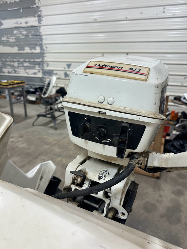 Johnson trolling motor in Fishing, Camping & Outdoors in Moose Jaw - Image 3