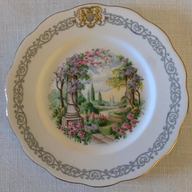 COLLECTOR PLATE--QUEEN ANNE BONE CHINA in Home Décor & Accents in Edmonton