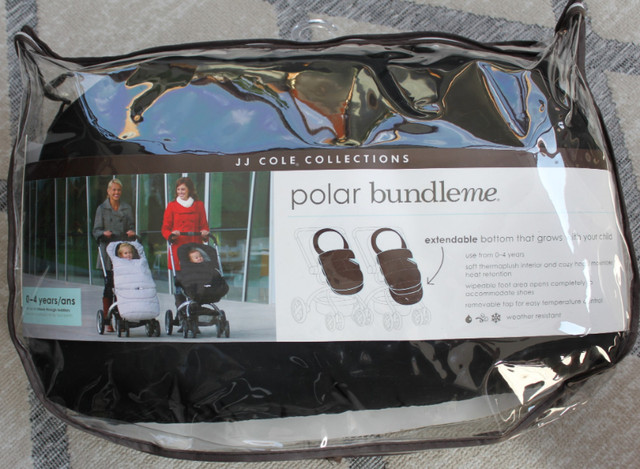 JJ Cole Extendable Polar Bundle Me Car Seat / Stroller Cover in Strollers, Carriers & Car Seats in Oakville / Halton Region