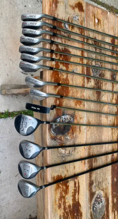 Right hand jazz fat cats. Full set of clubs, forgiving clubs