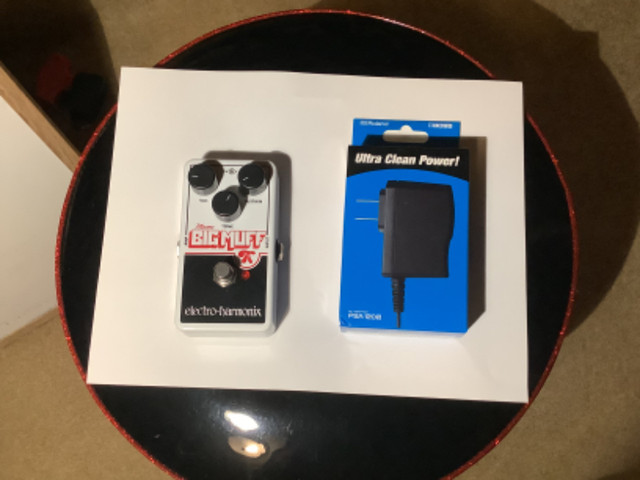 ELECTRO-HARMONIX NANO BIGMUFF PEDAL in Amps & Pedals in Peterborough