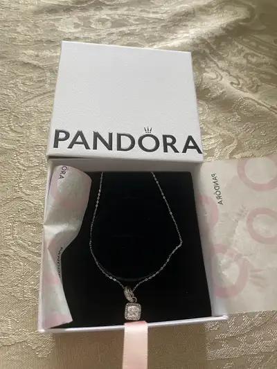 Authentic Pandora Beautiful silver 925 necklace! Features a square pendant with a sparkling centre s...