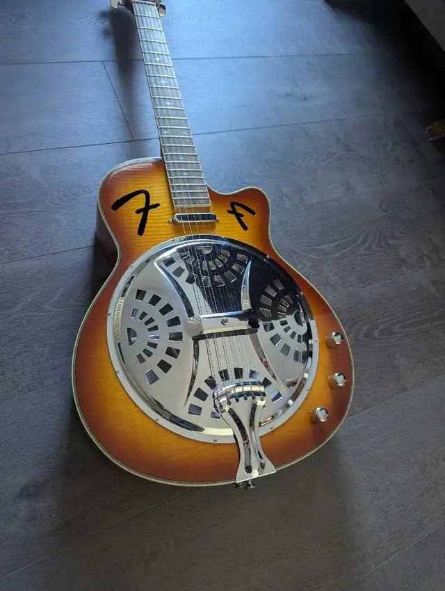 Fender like new acoustic electric resonator guitar fr50ce