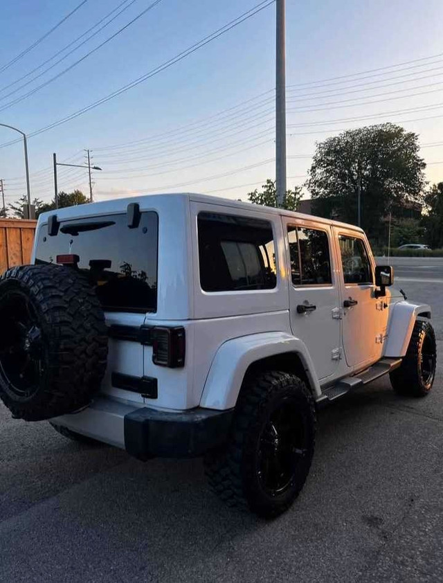 2014 Jeep Wrangler Sahara Unlimited AWD in Cars & Trucks in Markham / York Region - Image 2
