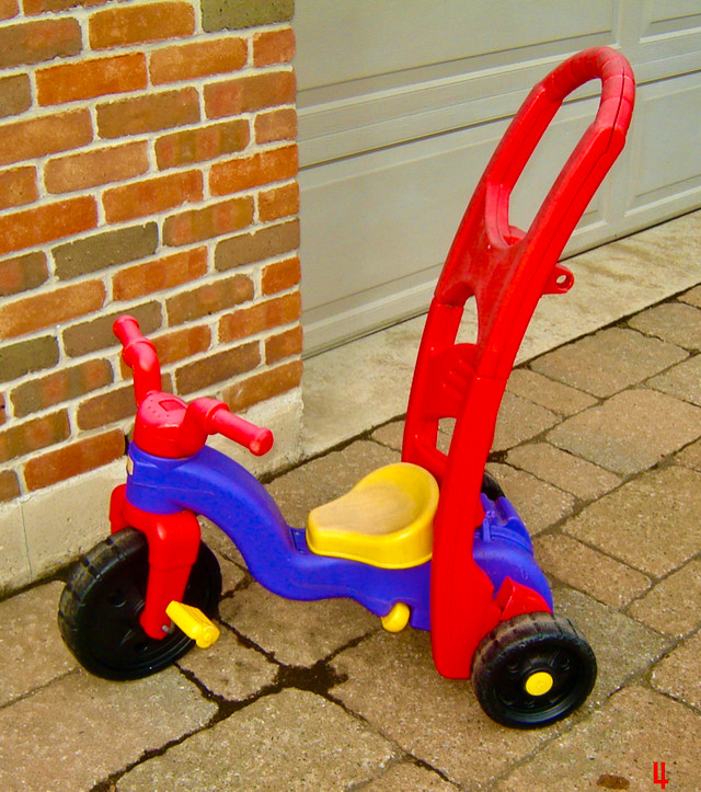 Fisher Price Ride On Tricycle with Steer & Stroll Feature in Strollers, Carriers & Car Seats in City of Toronto - Image 4