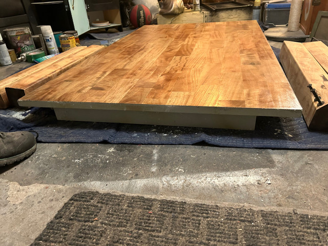  5’ x 3’ table in Dining Tables & Sets in Saint John - Image 4