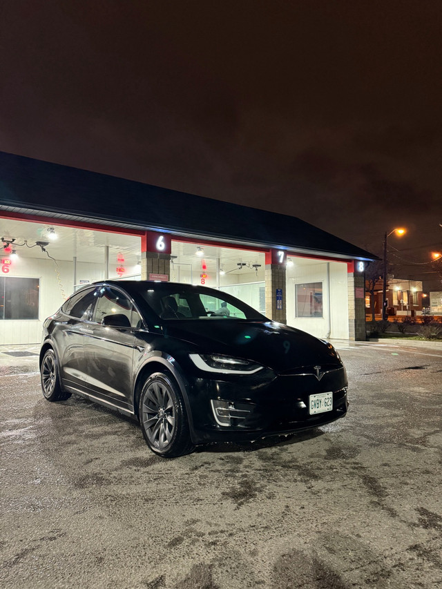 2018 Tesla Model X  in Cars & Trucks in City of Toronto - Image 2