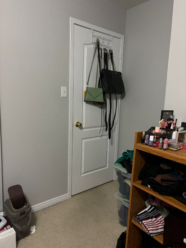 Room for Rent in Room Rentals & Roommates in Mississauga / Peel Region - Image 3