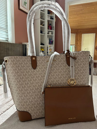 New Michael Kors Edith Large Logo Tote Bag