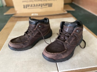 Dunham men Shoes, size 9