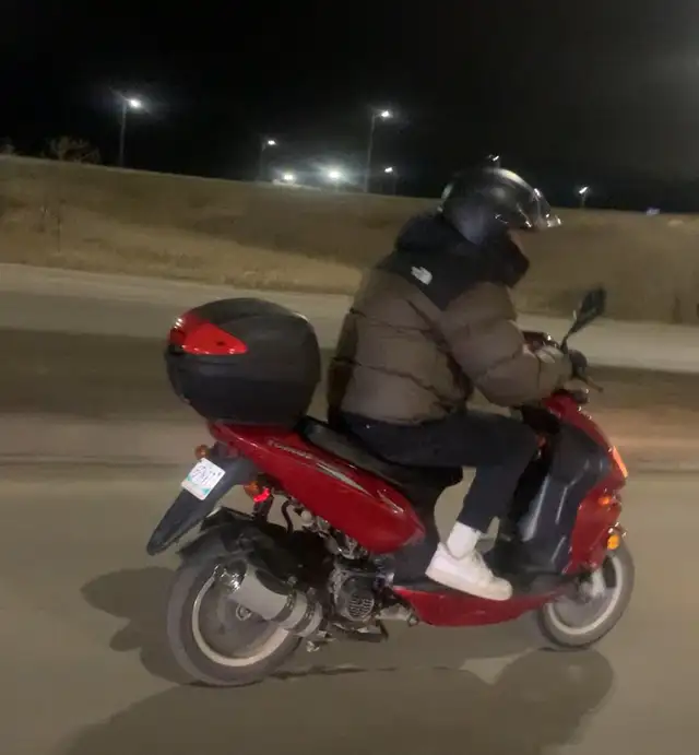 Nitro 50 Scooter  in Scooters & Pocket Bikes in Winnipeg - Image 5