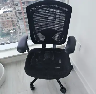 Teknion Nuova Contessa Mesh Office Chair / Originally $1440, View more