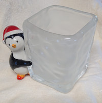 Penguin vase