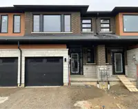Beautiful 3 Bed / 3 Bath Townhouse in Brantford
