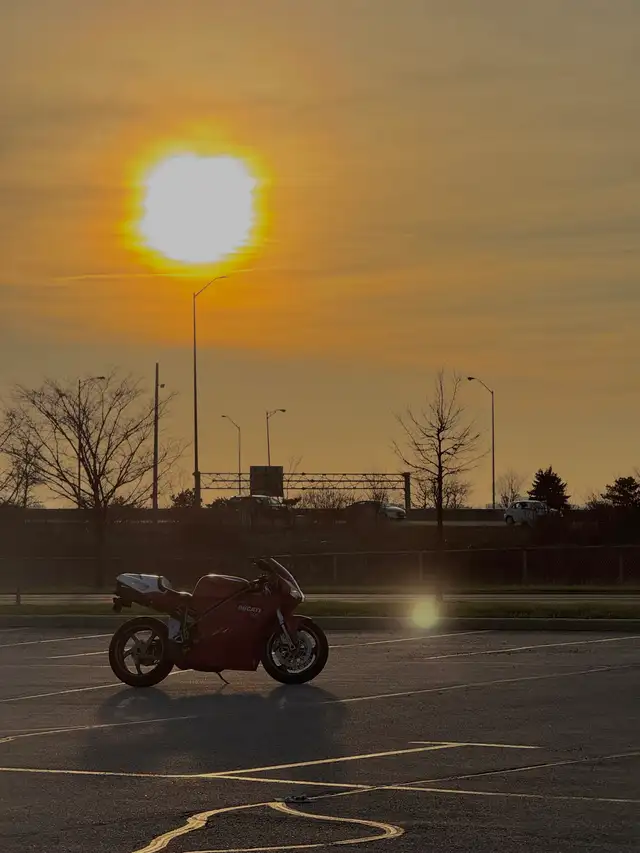 2002 Ducati 748s in Sport Bikes in Mississauga / Peel Region - Image 7