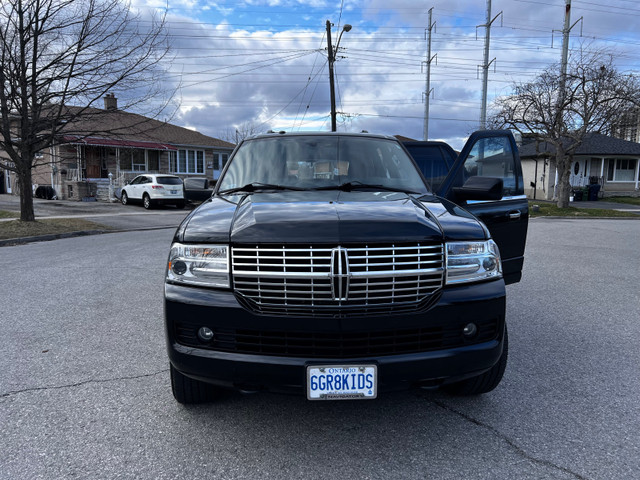 2012 Navigator L 4dr 5.4L V8 4WD- LOADED Package dans Autos et camions  à Région de Markham/York - Image 3