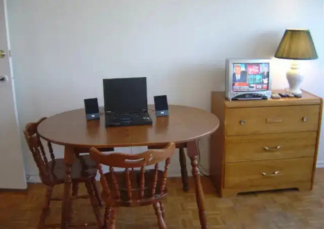 ROOM FOR RENT DON MILLS AND EGLINTON in Room Rentals & Roommates in City of Toronto - Image 7