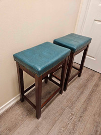2 New bar stools chairs 