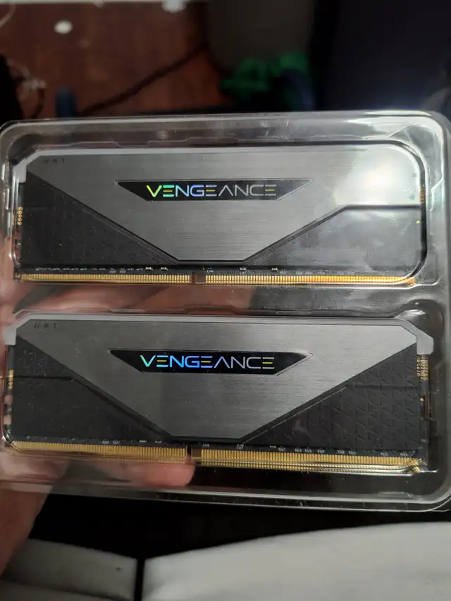 DDR4 3600mhz cl16 2x16gb 32gb kit of corsair vengeance rgb micro in System Components in Mississauga / Peel Region - Image 2