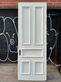 Porte Antique | Aubaines locales sur les fenêtres, portes et moulures dans  Québec | Petites annonces de Kijiji