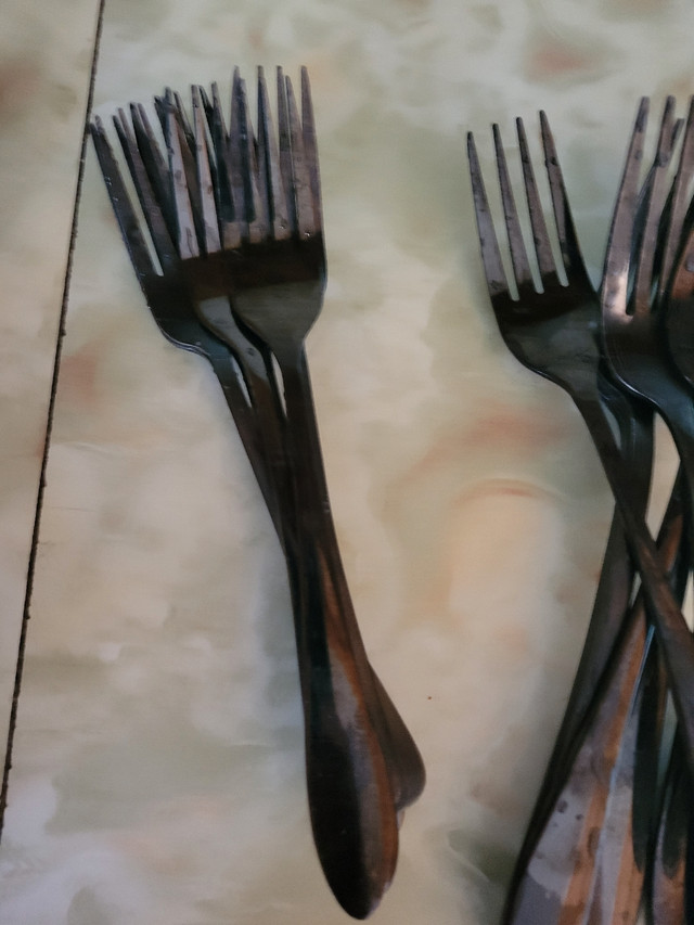 Black Cutlery set in Kitchen & Dining Wares in Red Deer - Image 3