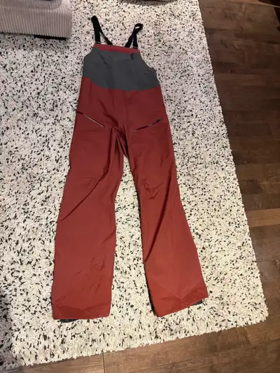 Women’s Patagonia Snowdrifter Bibs , View more
