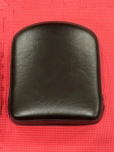 New Yamaha Genuine Parts V Star 650 Silverado plain standard backrest $60. studded backrest with log...