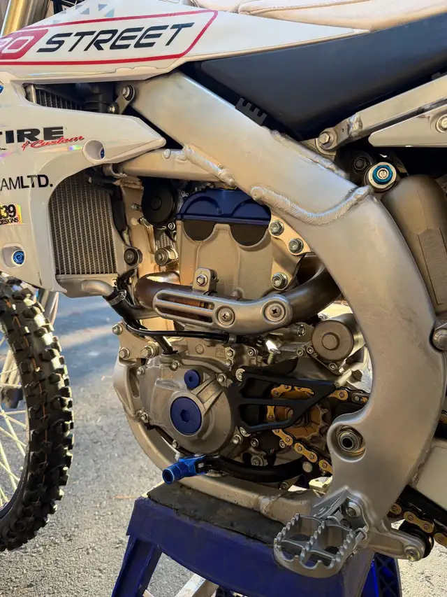 2022 YZ250F in Dirt Bikes & Motocross in Muskoka - Image 6