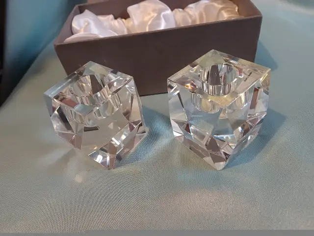 Rosenthal crystal candlesticks Pair in Home Décor & Accents in Calgary - Image 6